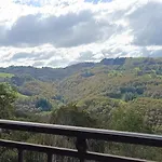 Entire In 'le Clapadou'