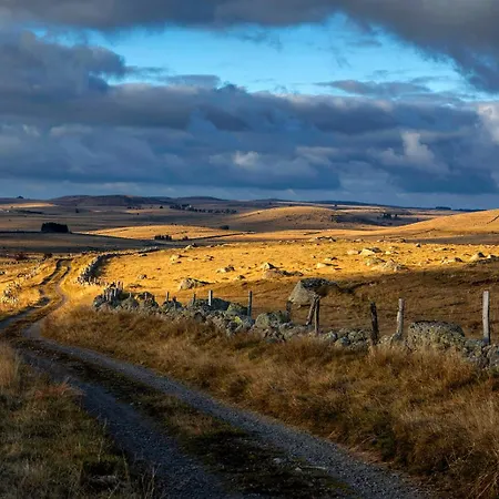 Chalet Entire In 'le Clapadou' Espeyrac