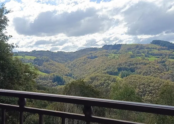 Entire In 'le Clapadou'